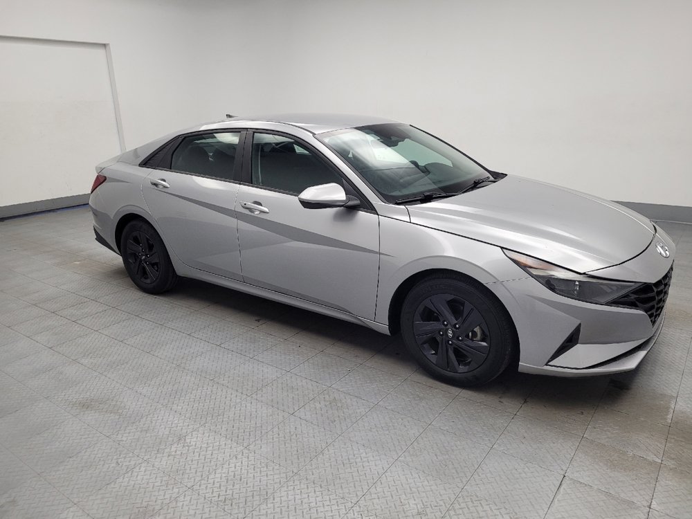 Used 2021 Hyundai Elantra SEL w/ Convenience Package FWD image 11
