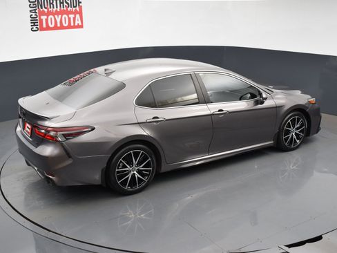 Used 2024 Toyota Camry SE image 20