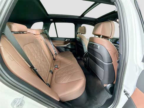 New 2026 BMW X5 xDrive40i AWD/4WD image 29