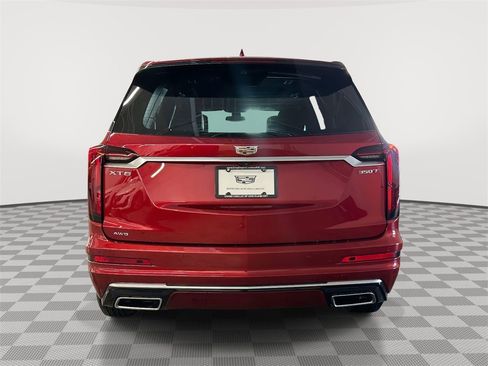 Certified 2024 Cadillac XT6 Luxury image 4