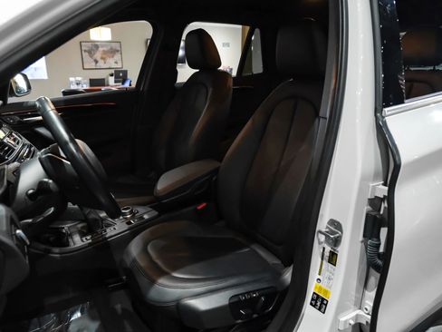 Used 2017 BMW X1 xDrive28i image 26