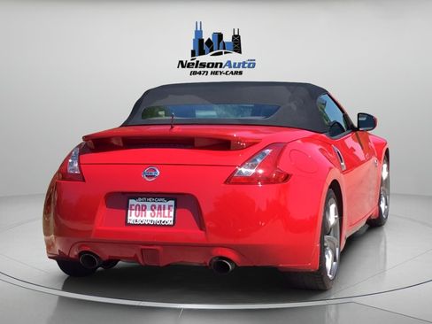 Used 2015 Nissan 370Z Touring Sport RWD image 5