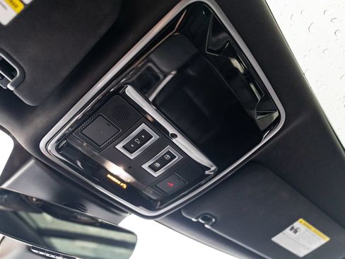 Used 2019 Land Rover Range Rover Sport HSE Dynamic AWD/4WD image 45