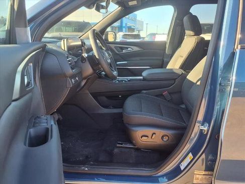 New 2026 Chevrolet Traverse LT image 16