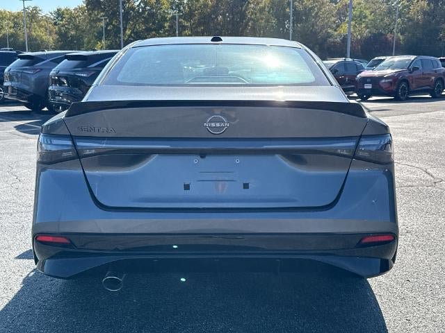 New 2027 Nissan Sentra SR FWD image 3