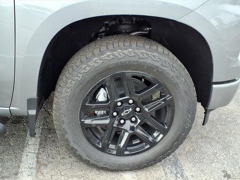 New 2026 Chevrolet Silverado 1500 Custom w/ Turbomax Blackout Package RWD image 8
