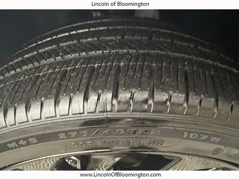 Certified 2025 Lincoln Aviator Reserve w/ Jet Appearance Package AWD/4WD image 15