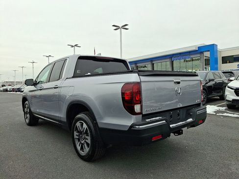 Used 2017 Honda Ridgeline RTL-T image 4