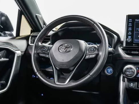 Certified 2022 Toyota RAV4 XSE w/ Weather Package AWD/4WD image 16