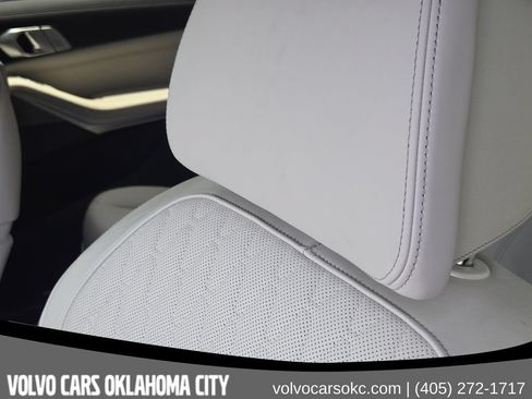 Used 2021 BMW X7 M50i AWD/4WD image 19