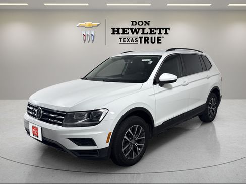 Used 2019 Volkswagen Tiguan SE FWD image 1