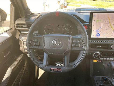 Used 2025 Toyota Tacoma TRD Pro image 10