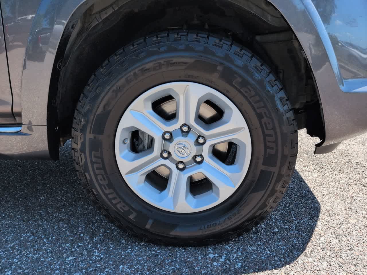 Used 2013 Toyota 4Runner SR5 w/ Convenience Pkg AWD/4WD image 11