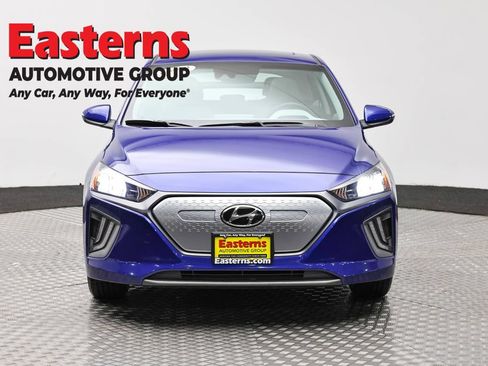 Used 2020 Hyundai Ioniq Limited FWD image 2