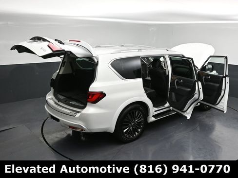 Used 2023 INFINITI QX80 Premium Select w/ All-Season Package image 38