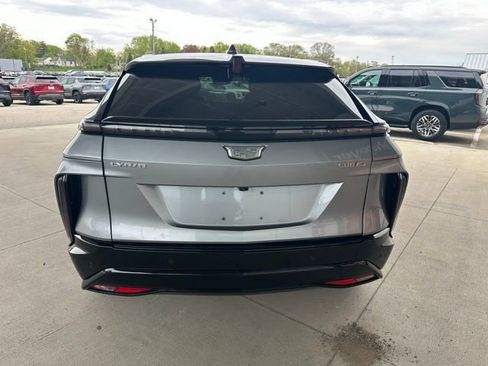 Used 2024 Cadillac Lyriq Sport w/ LPO, Floor Liner Package AWD/4WD image 9