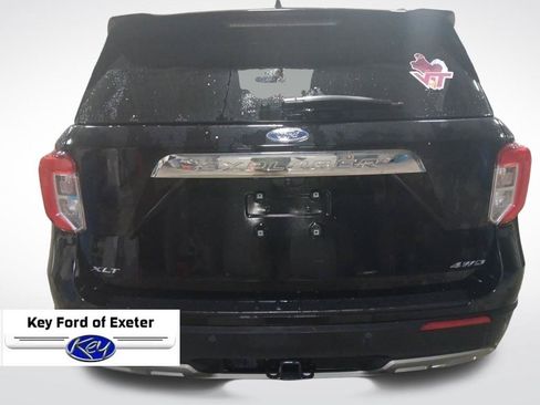 Certified 2023 Ford Explorer XLT w/ Equipment Group 202A AWD/4WD image 8