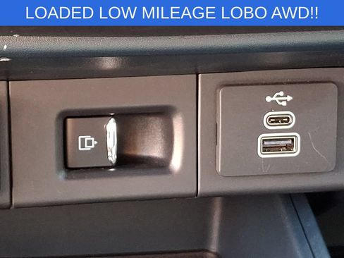 Used 2025 Ford Maverick Lobo AWD/4WD image 24