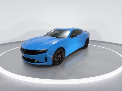Used 2023 Chevrolet Camaro LT w/ RS Package RWD image 4