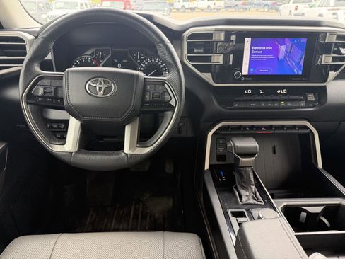 Used 2023 Toyota Tundra SR5 w/ SR5 Premium Package AWD/4WD image 9