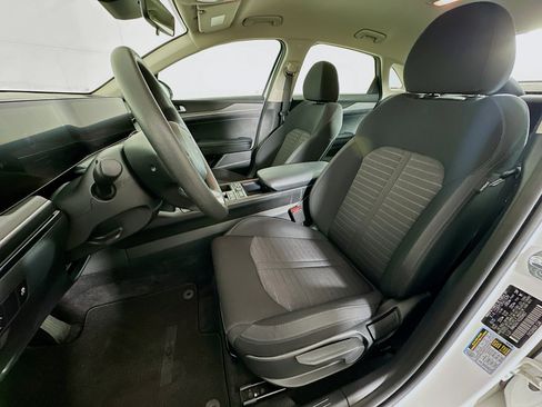 Used 2025 Kia K5 LXS image 13