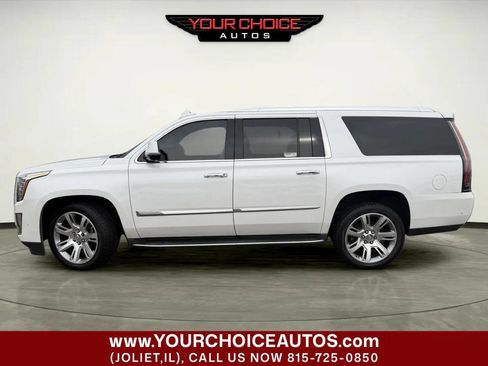 Used 2017 Cadillac Escalade ESV Luxury image 2