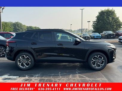 New 2025 Chevrolet Trax LT w/ Driver Confidence Package