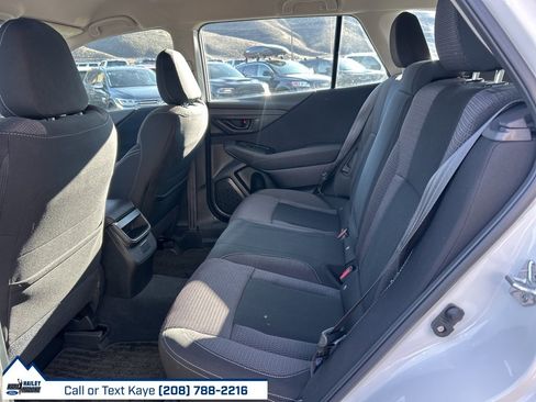 Used 2024 Subaru Outback 2.5i image 11