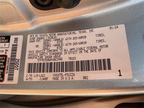 Used 2024 Toyota Tundra Platinum image 29