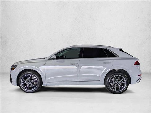 Used 2023 Audi Q8 Premium Plus w/ Premium Plus Package AWD/4WD image 9