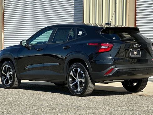 New 2026 Chevrolet Trax RS image 4