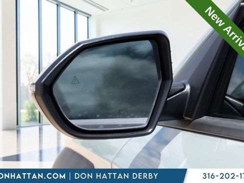 Used 2025 Hyundai Kona SEL FWD image 25