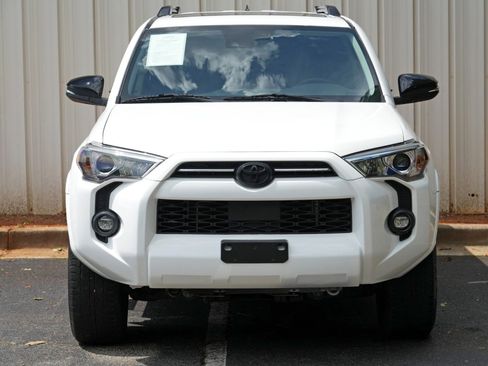 Used 2021 Toyota 4Runner SR5 Premium w/ Moonroof Package AWD/4WD image 44