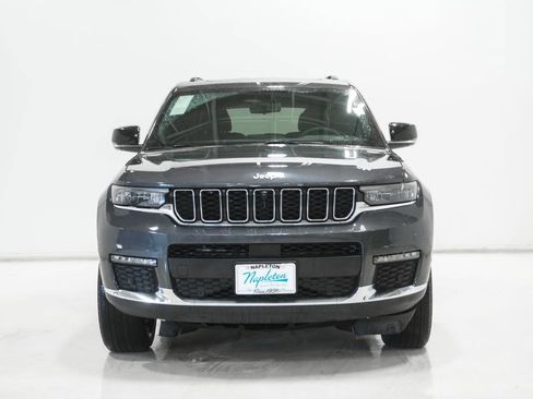 Certified 2024 Jeep Grand Cherokee L Limited w/ Luxury Tech Group II image 3