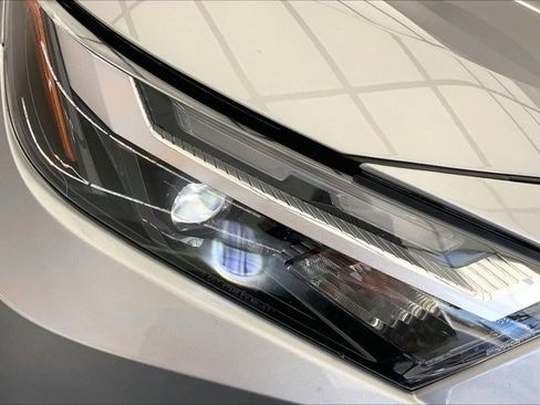 Used 2022 Toyota RAV4 XLE image 29