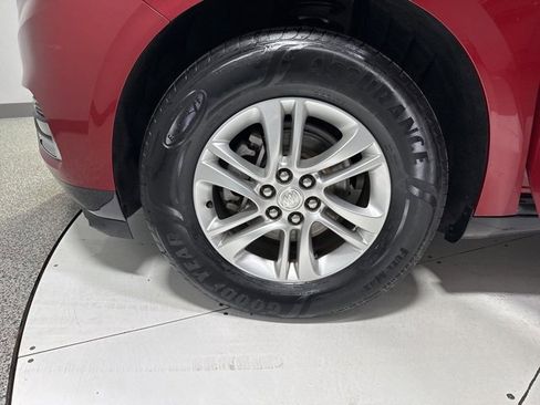 Used 2020 Buick Enclave Essence image 9