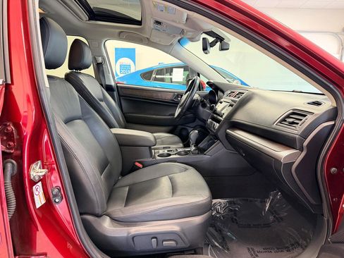 Used 2017 Subaru Outback 2.5i Limited image 28