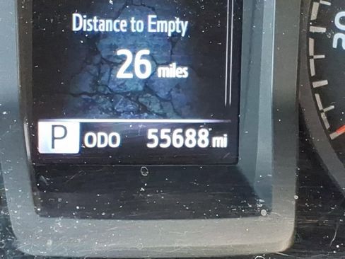 Used 2022 Toyota Tacoma SR image 20