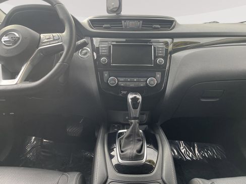 Used 2019 Nissan Rogue Sport SL image 25