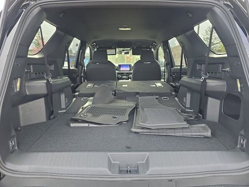 New 2026 Toyota 4Runner SR5 image 10