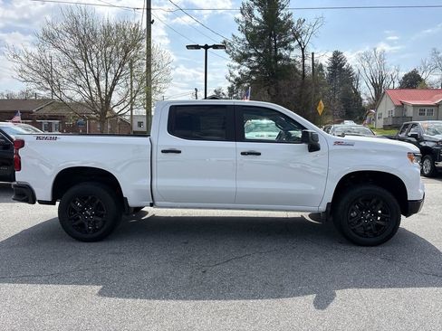New 2026 Chevrolet Silverado 1500 LT Trail Boss w/ Convenience Package II AWD/4WD image 9