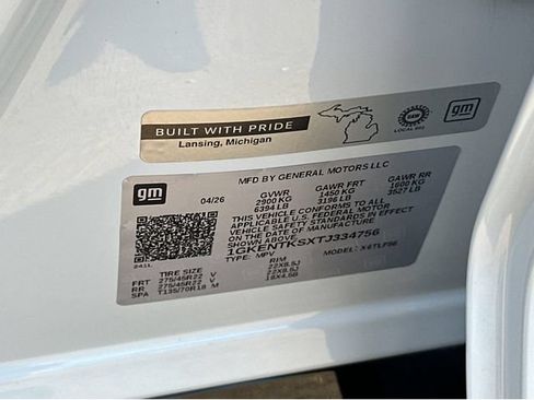 New 2026 GMC Acadia Denali Ultimate w/ LPO, Floor Liner Package AWD/4WD image 36