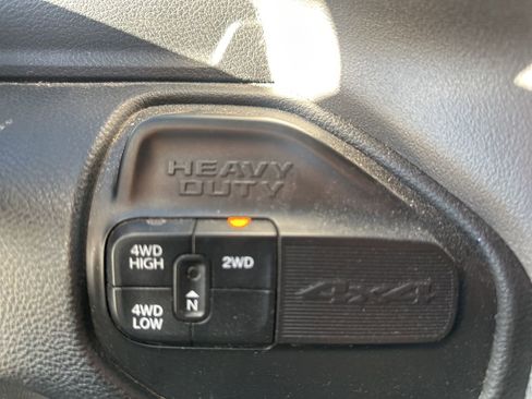 Used 2021 RAM 2500 Big Horn image 10