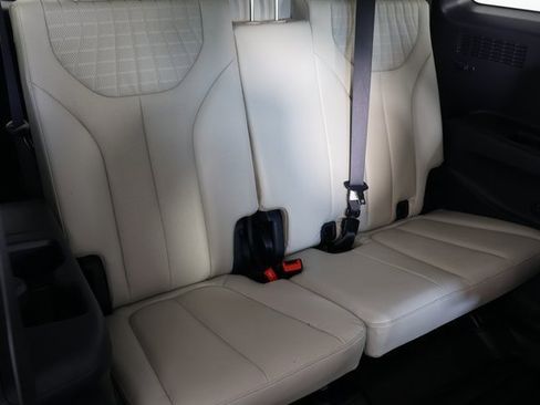 Used 2023 Hyundai Palisade Limited image 24