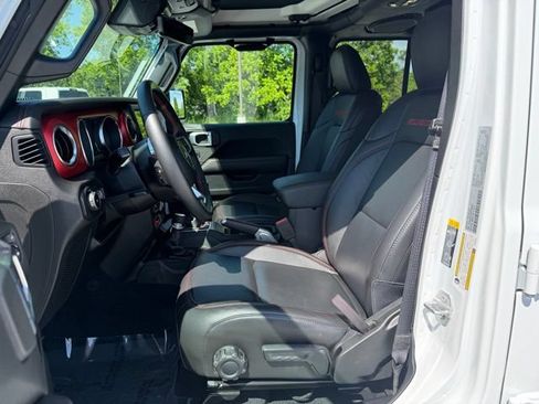 Used 2021 Jeep Wrangler Unlimited Rubicon AWD/4WD image 10