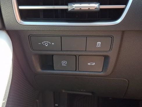 Used 2024 Hyundai Sonata SEL FWD image 25