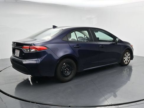 Used 2024 Toyota Corolla LE FWD image 8