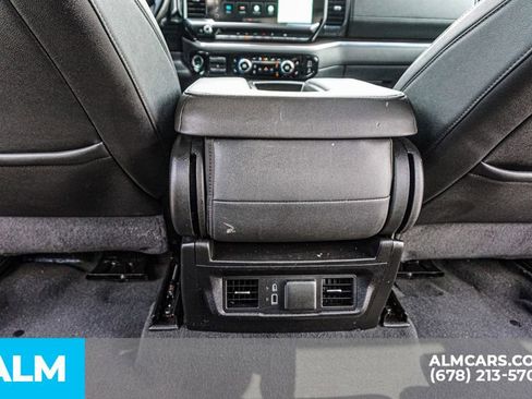 Used 2025 GMC Sierra 1500 SLT image 30