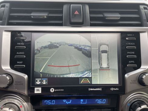 Used 2024 Toyota 4Runner Limited RWD image 32