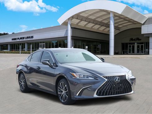 Used 2025 Lexus ES 350 w/ Premium Package image 2